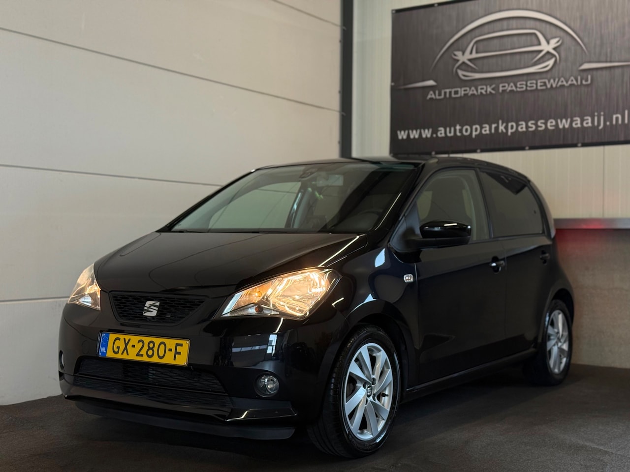SEAT Mii - 1.0 Sport Connect Cruise Control, Parkeersensoren, Navigatie, NAP, Airco, 4/5 deurs, Seat - AutoWereld.nl