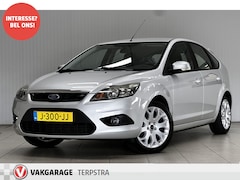 Ford Focus - 1.6 Trend/ Trekhaak/ 5-Drs/ 16'' LMV/ Voorruitverw./ Airco/ Elek. pakket/ Radio-CD/ Armste