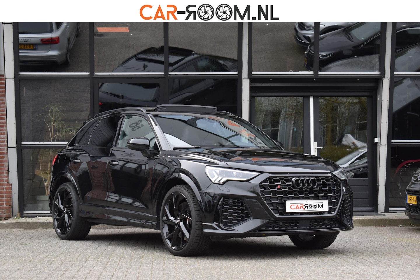 Audi Q3 - TFSI RSQ3 Pano Keyless Lane ACC B&O - AutoWereld.nl