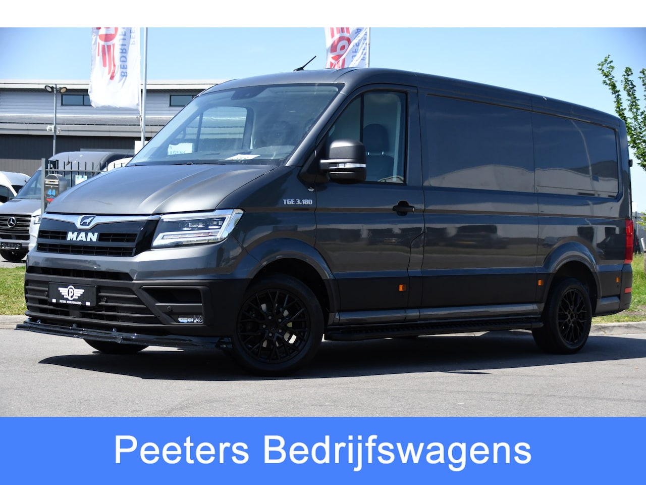MAN TGE - 3.180 2.0 L3H2 PB Edition Camera, Cruise, Carplay, LED, Clima, Stoelverwarming, Trekhaak, - AutoWereld.nl