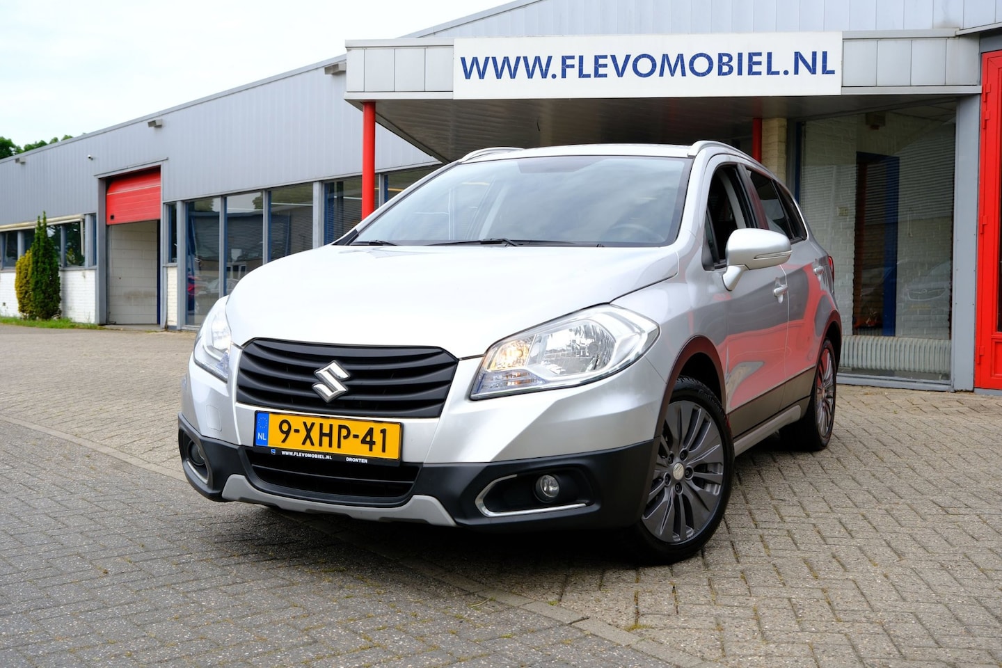 Suzuki SX4 S-Cross - 1.6 Exclusive Aut. Navi|Cam|Clima|LMV - AutoWereld.nl