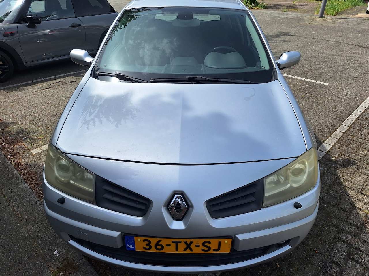 RENAULT MEGANE