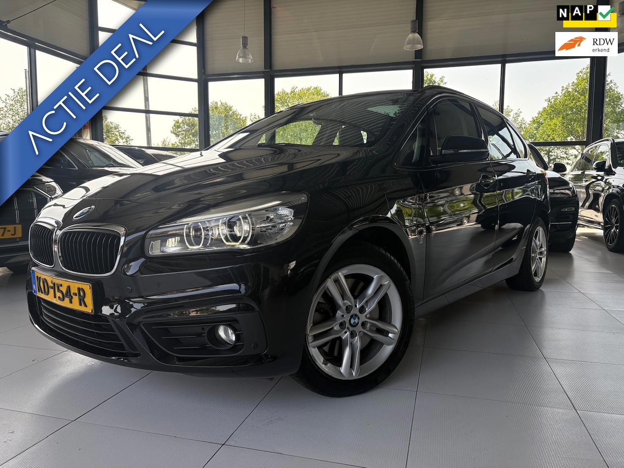BMW 2-serie Active Tourer - 225xe iPerformance Centennial Executive | Plug In Hybride | Automaat| Navi|Pano| LED | Eer - AutoWereld.nl