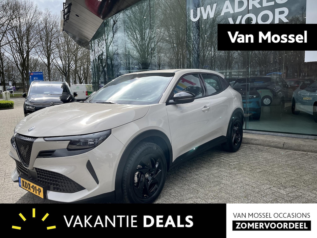 Alfa Romeo Junior - 1.2 Turbo Hybrid Ibrida | Carplay | Adaptive cruisecontrol | - AutoWereld.nl