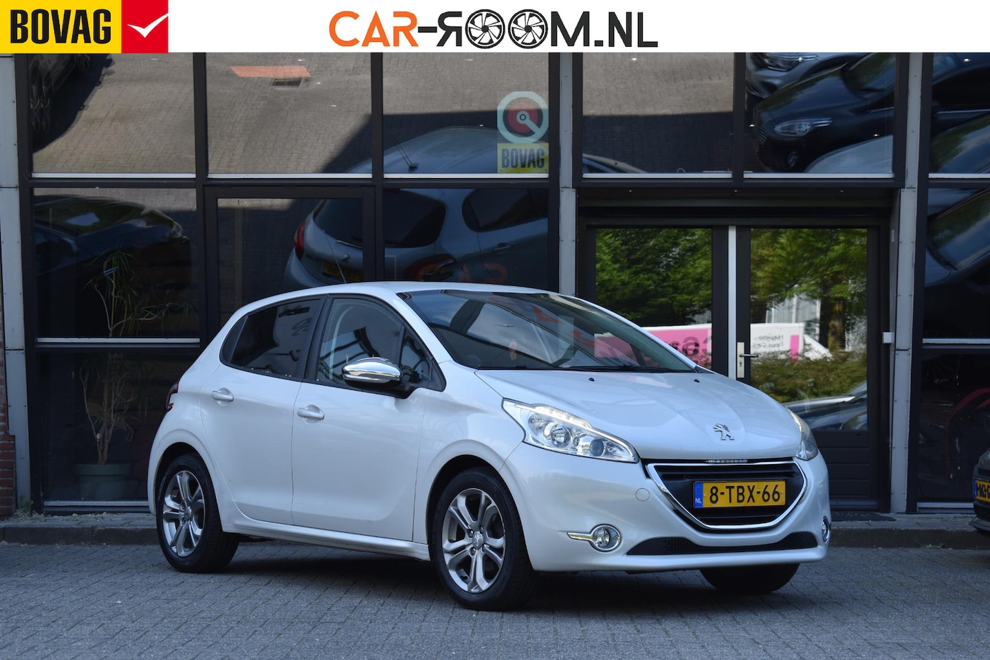 Peugeot 208 - 1.2 VTi Oxygo Cruise Navi - AutoWereld.nl