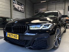 BMW 5-serie - 520i Edition Plus M pakket, Schuifdak, 19inch Sfeerverlichting