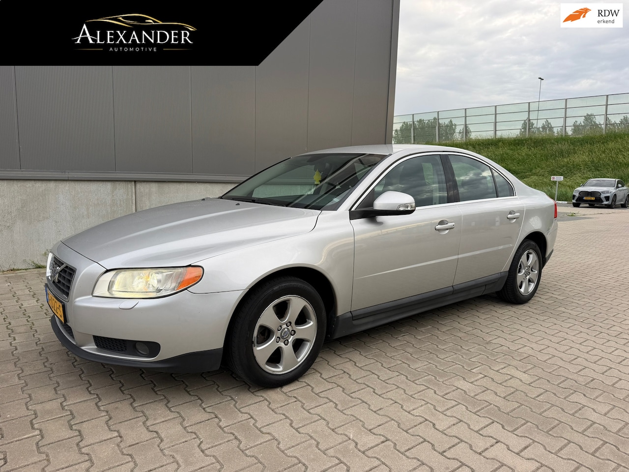 Volvo S80 - 2.5 FT Momentum 2.5 FT Momentum - AutoWereld.nl