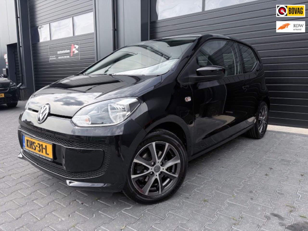 Volkswagen Up! - 1.0 high up! BlueMotion|Bluetooth|Airco|1e eig|Dealer onderhouden|EL ramen - AutoWereld.nl