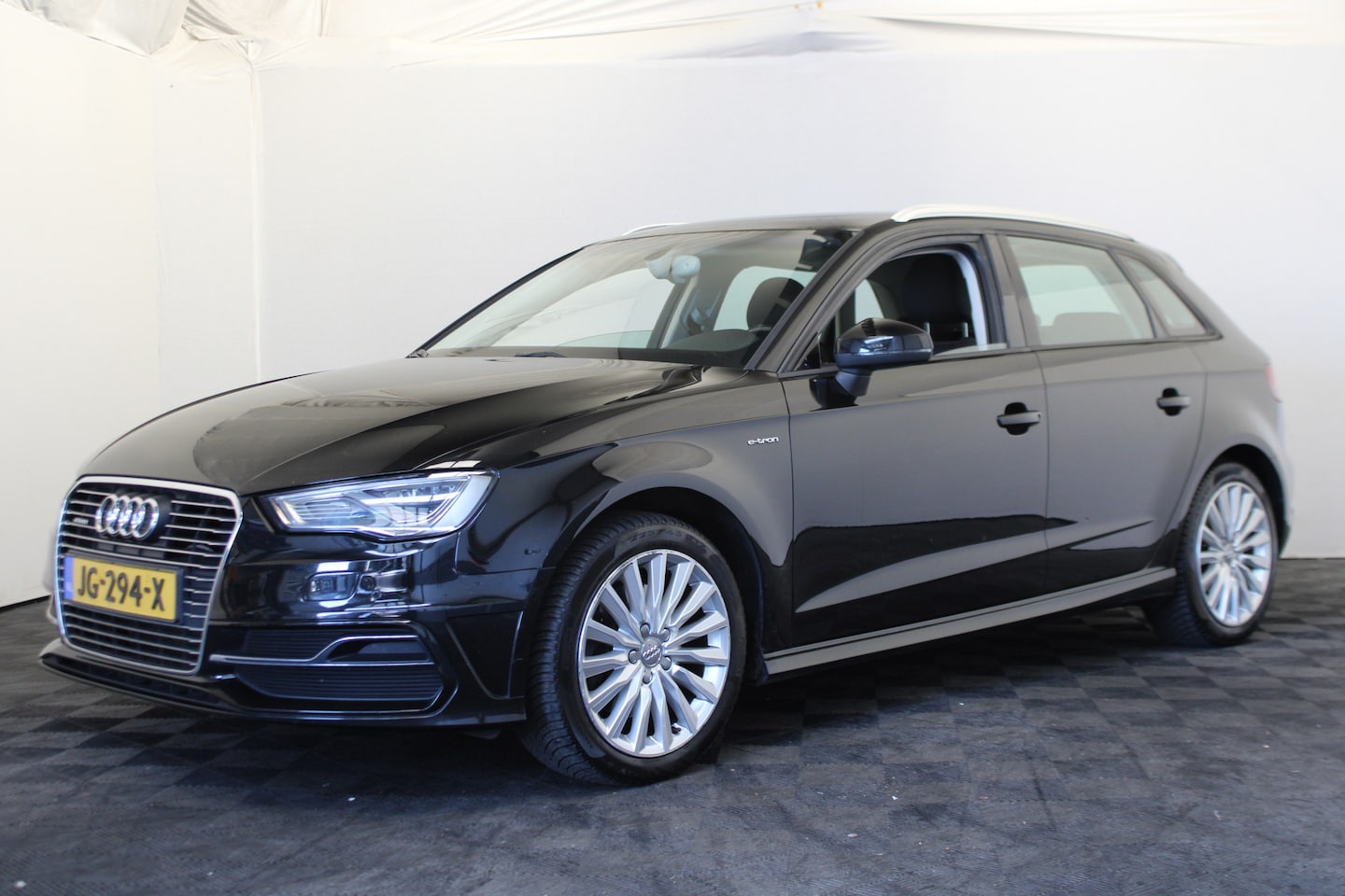 Audi A3 Sportback - 1.4 e-tron PHEV Attraction Pro Line plus |Navi| - AutoWereld.nl