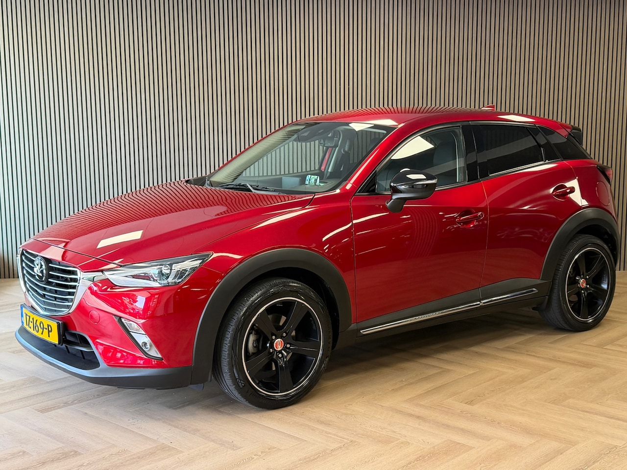 Mazda CX-3 - 2.0 SkyActiv-G 120 GT-M AUT NAVI LED HEAD UP ACC CAM CLIMATE CRUISE CONTROL - AutoWereld.nl