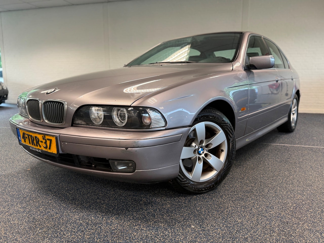 BMW 5-serie - 530d | Automaat | LMV | Cruise | - AutoWereld.nl