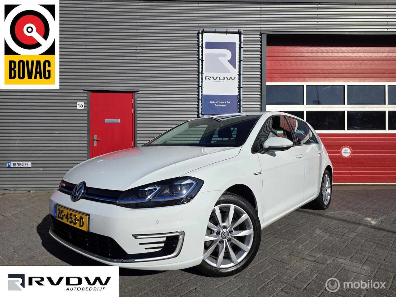 Volkswagen e-Golf - - 136pk E-DITION| Navigatie | PDC | Adaptive Cruise - AutoWereld.nl