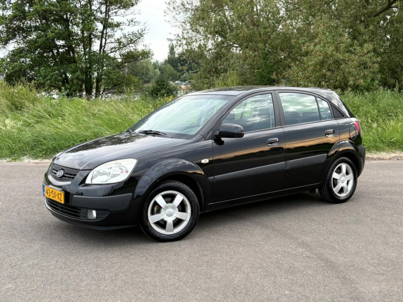 Kia Rio - 1.6 CVVT X-ecutive Trekhaak Airco Climate Elektr Ramen - AutoWereld.nl