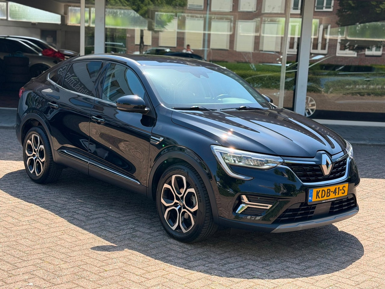 Renault Arkana - 1.3 TCe 140|Zwart|Camera|140 PK|1e Eigenaar|Nav|Half Leer - AutoWereld.nl