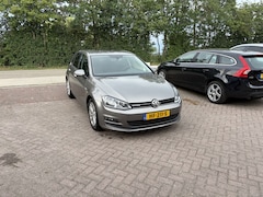 Volkswagen Golf - 1.0 TSI Comfortline CLIMA CRUISE NAVI PDC V+A