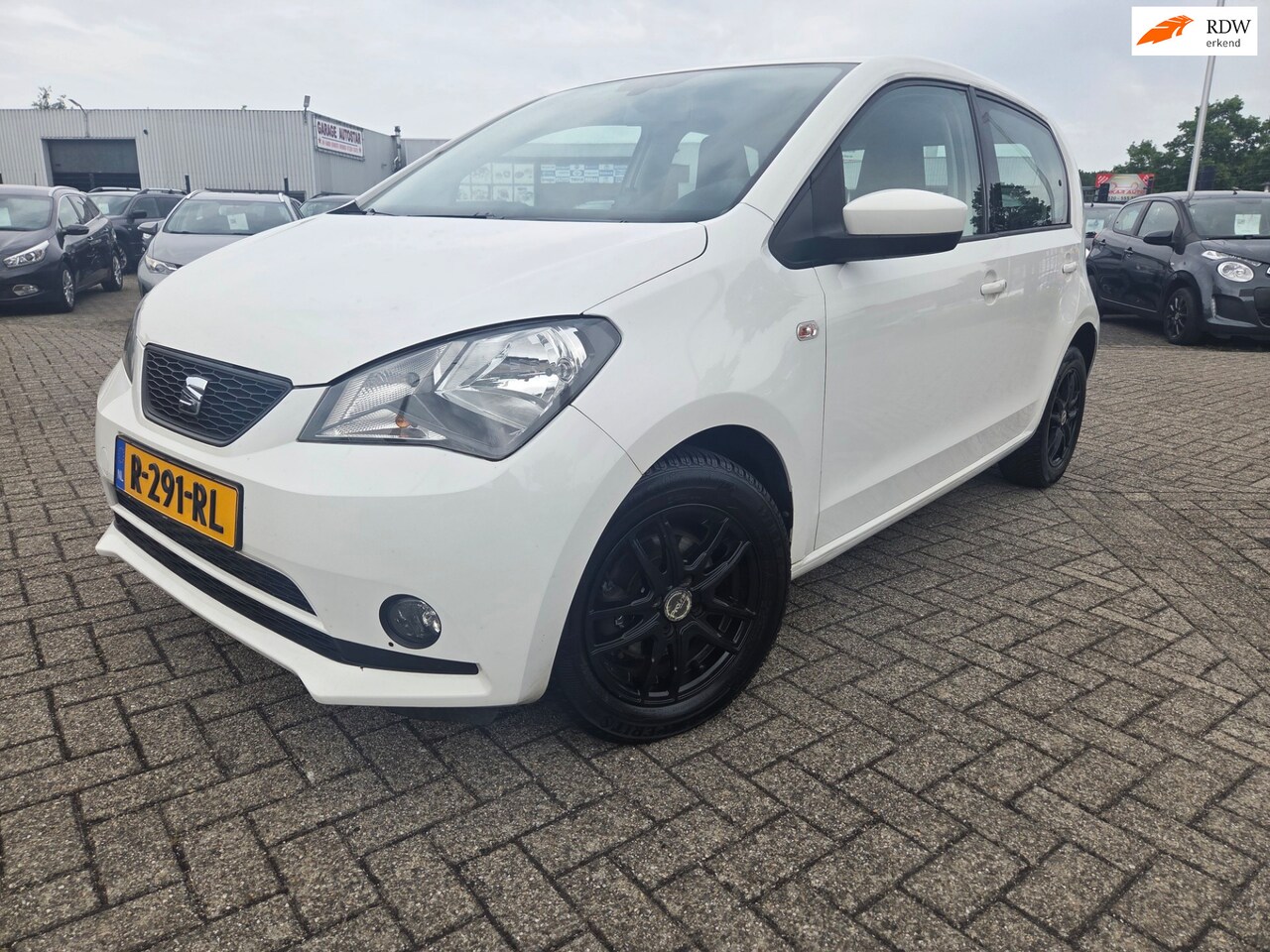 SEAT Mii - 1.0 Style/CRUIS CONTRL/PARKSENSOR/BLUETOTH - AutoWereld.nl