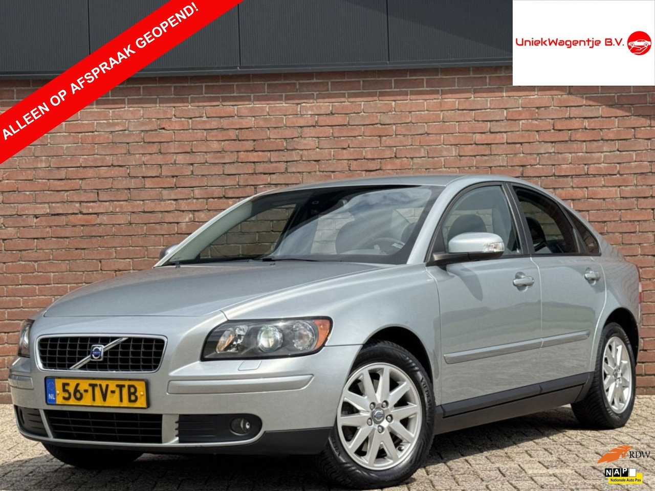 Volvo S40 - 2.4i SUMMUM | NL-AUTO! | DEALER OH! | LEDER! - AutoWereld.nl