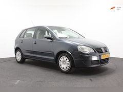 Volkswagen Polo - 1.4-16V Optive | Airco | 5-deurs | Elektrische ramen | APK 06-2027