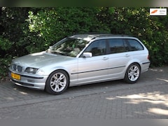 BMW 3-serie Touring - 318i Executive voor de klusser 310.000km NAP