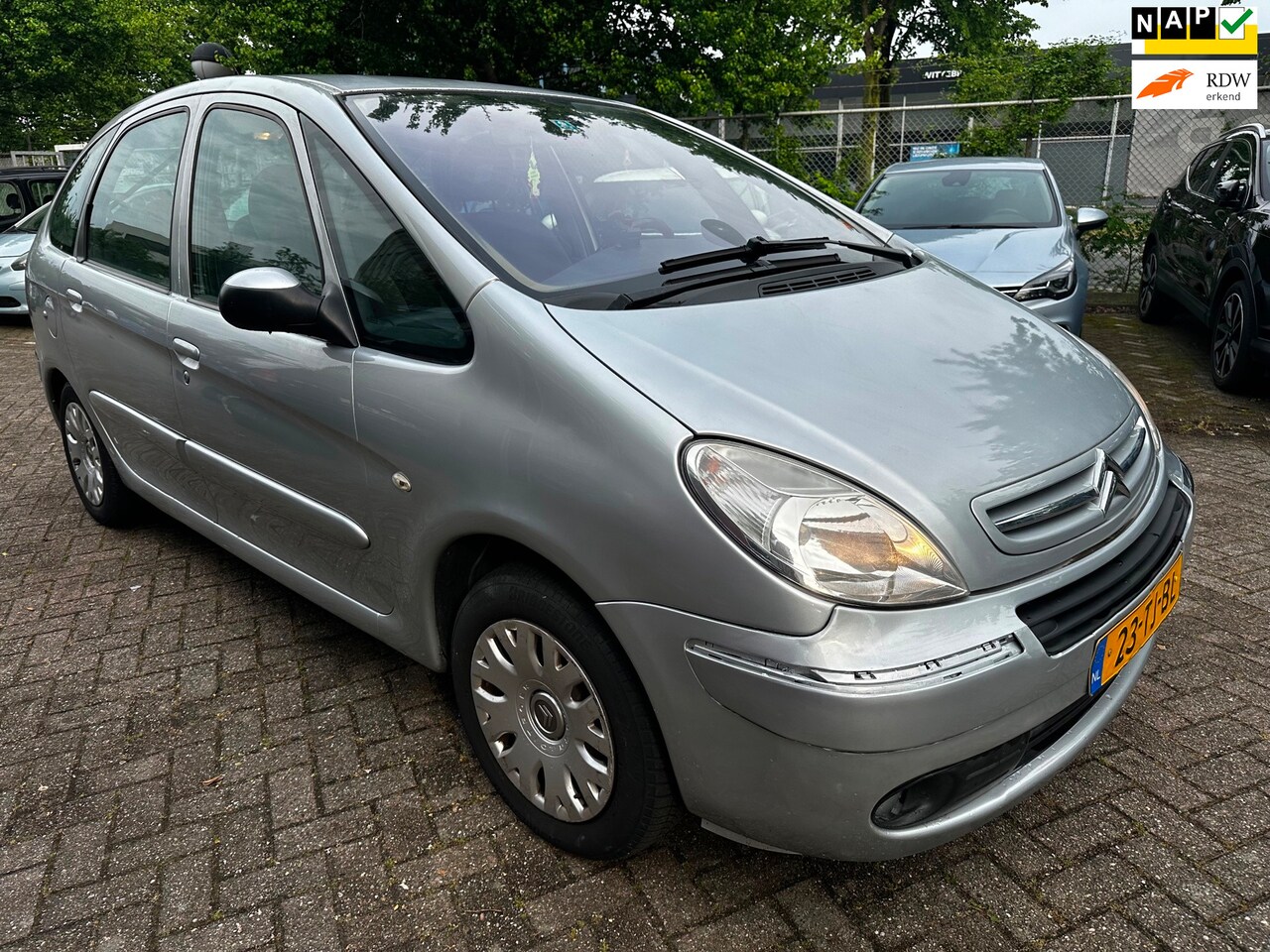 Citroën Xsara Picasso - 2.0i-16V Caractère 2.0i-16V Caractère, Automaat - AutoWereld.nl