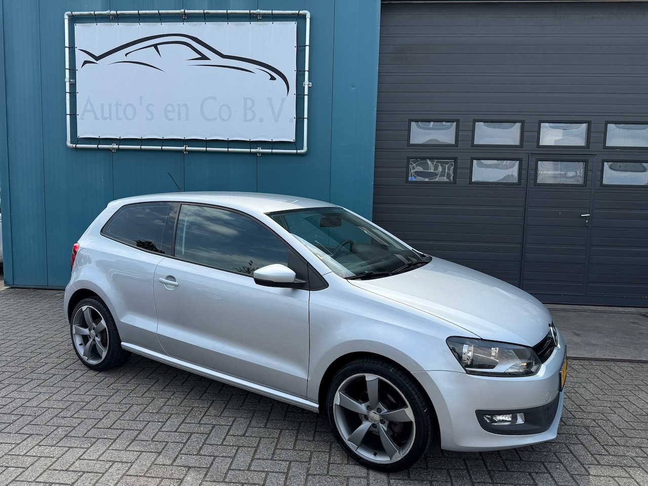 Volkswagen Polo - 1.2-12V BlueMotion Comfortline Airco Cruise 17"Lm velgen Pioneer DAB+ NL Auto NAP Incl nw - AutoWereld.nl