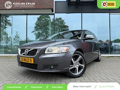 Volvo V50 - 2.0 Business Pro Edition - Navi - Leder - Trekhaak - Org.NL