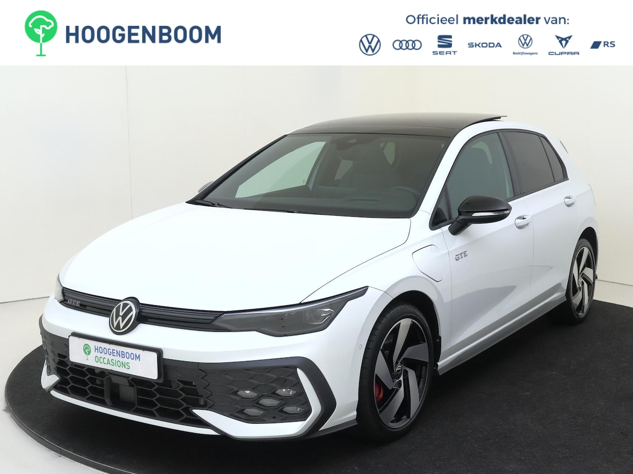 Volkswagen Golf - 1.5 eHybrid GTE | SoH 95% | Panoramadak | Trekhaak | Leder pakket ‘Vienna’ | Head-up displ - AutoWereld.nl