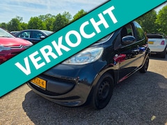 Peugeot 107 - 1.0-12V XR 5-deurs AIRCO *apk:02-2027