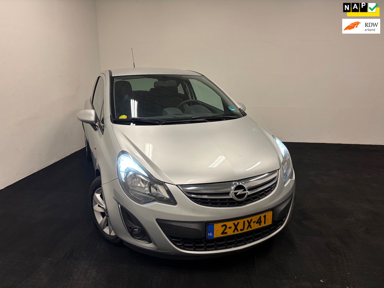 Opel Corsa - 1.3 CDTi Design Edition | NAP BT Cruise Inruilkoopje - AutoWereld.nl
