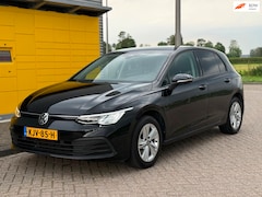 Volkswagen Golf - 1.0 TSI Life Business 110PK Navi Pdc Camera Nieuwstaat