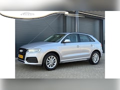 Audi Q3 - 1.4 TFSI CoD, S-line, PDC, Elektrisch klep, Trekhaak, Zeer netjes