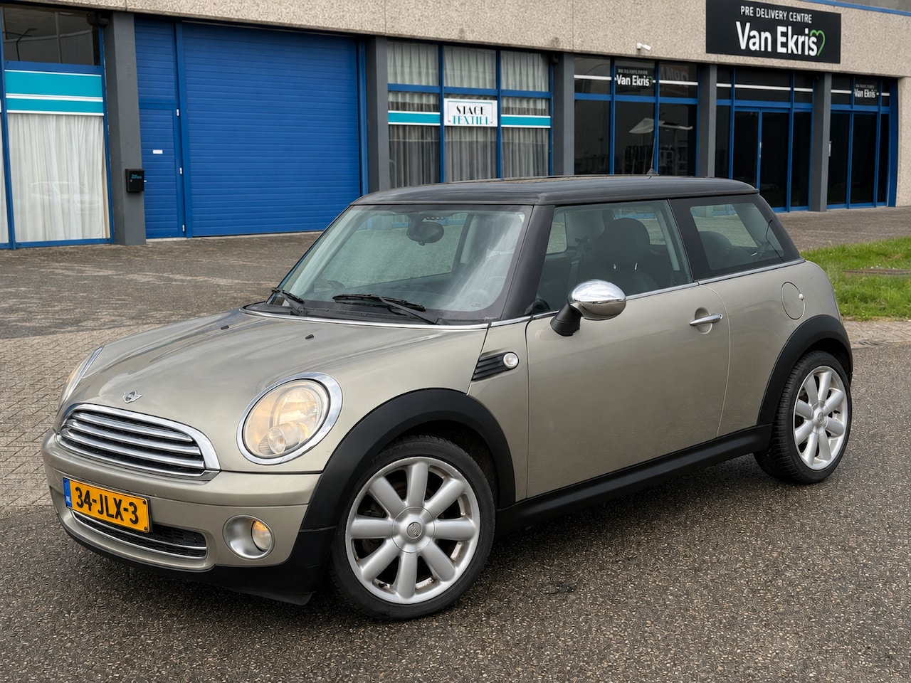 MINI Cooper - Mini 1.6 2009 Airco Cruise Keyless 6-BAK NL Auto - AutoWereld.nl