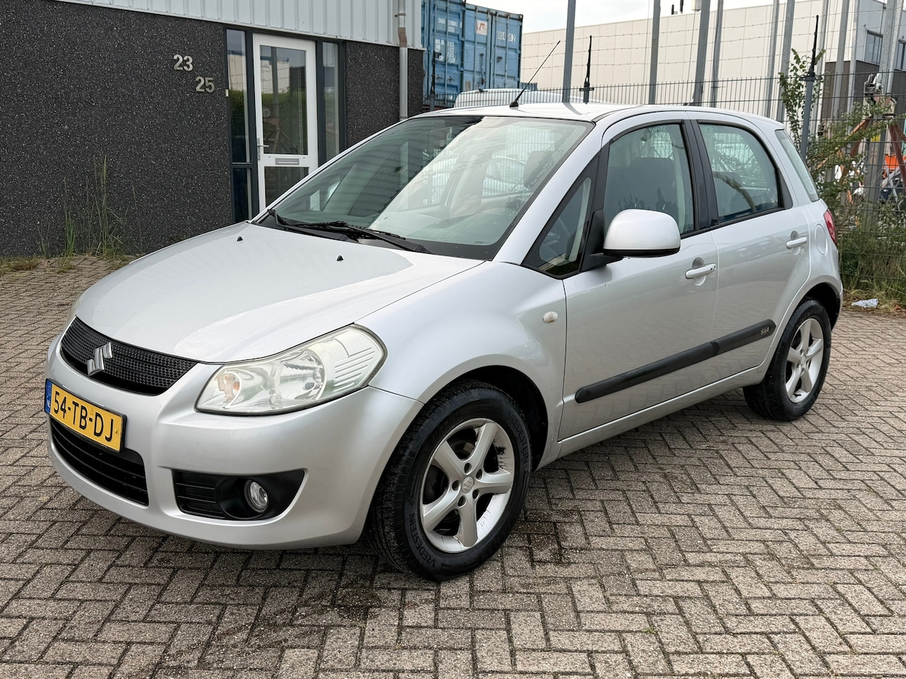 Suzuki SX4 - 1.6 Exclusive Clima Keyless 2006 - AutoWereld.nl