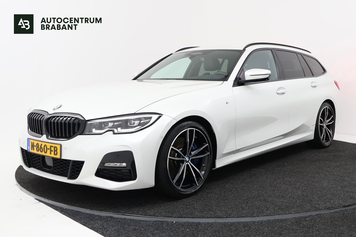 BMW 3-serie Touring - 330i High Executive (CAMERA, STOELVERWARMING, SFEERVERLICHTING, ELEKTR STOELEN, PARKEERSEN - AutoWereld.nl