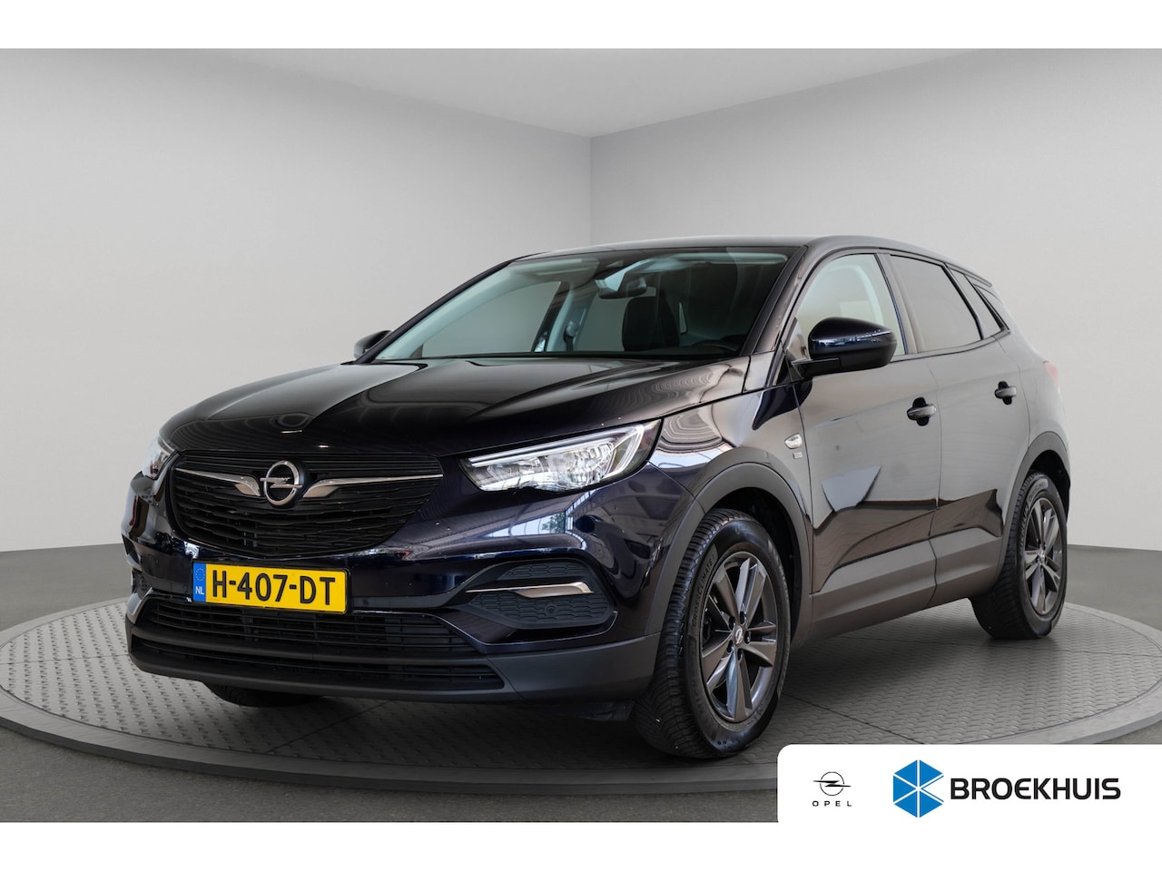Opel Grandland X - 1.2 Turbo 120 Jaar Edition | Trekhaak | Navigatie | Apple Carplay & Android Auto | Parkeer - AutoWereld.nl