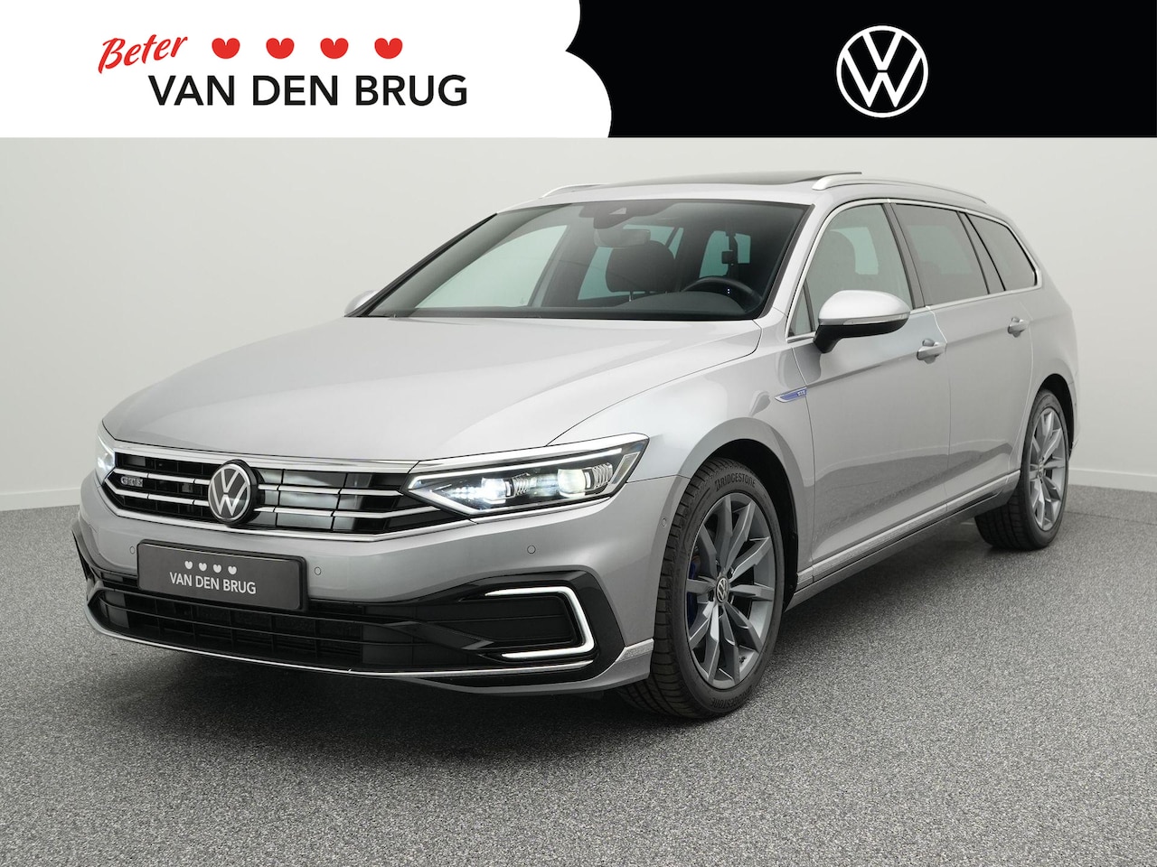Volkswagen Passat Variant - 1.4 TSI PHEV 218pk GTE Business | Panoramadak | Trekhaak | Dynaudio | Stoel + Stuurverwarm - AutoWereld.nl