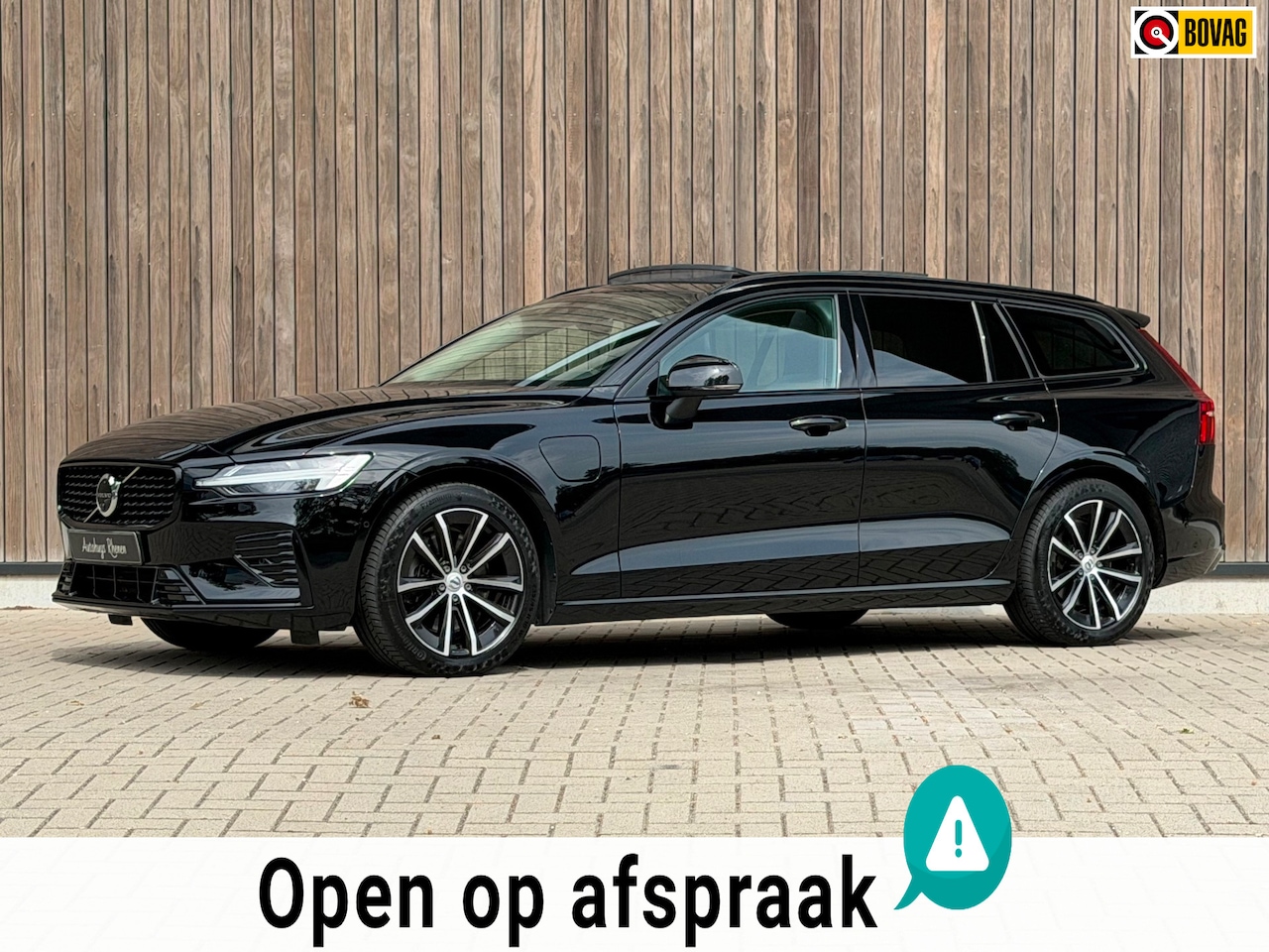 Volvo V60 - 2.0 T6 Plug-in hybrid AWD Plus Dark / Panoramadak - AutoWereld.nl
