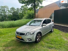 Kia Cee'd - 1.4 CVVT X-ecutive Airco PDC NAVI NAP