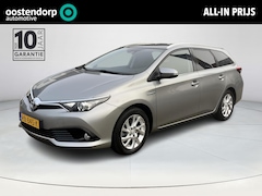 Toyota Auris Touring Sports - 1.8 Hybrid Dynamic | Navigatie | Panoramadak | Bluetooth | Parkeercamera | Cruise control