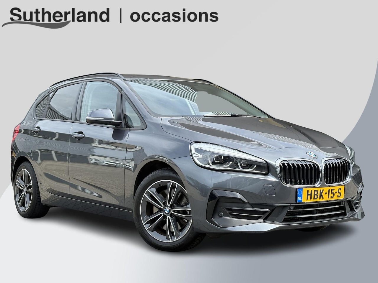 BMW 2-serie Active Tourer - 225xe iPerformance Executive | 225pk PHEV | Stoelverwarming | Camera | LED | Cruise Contro - AutoWereld.nl