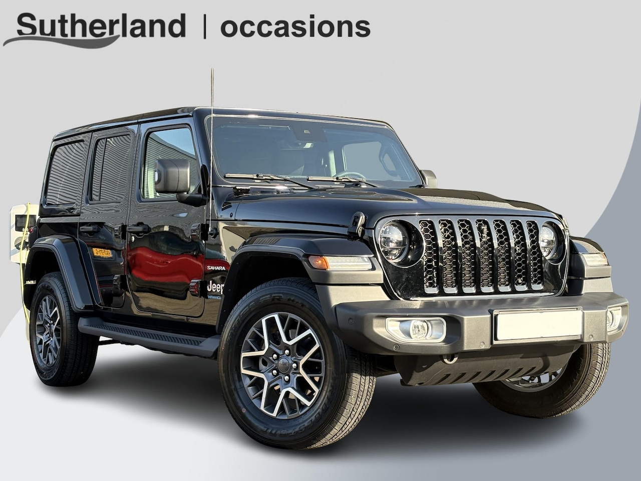 Jeep Wrangler Unlimited - 4xe 380pk Sahara PHEV | Leder | Stoel- & Stuurverwarming | Navigatie | Afneembaar Dak | - AutoWereld.nl