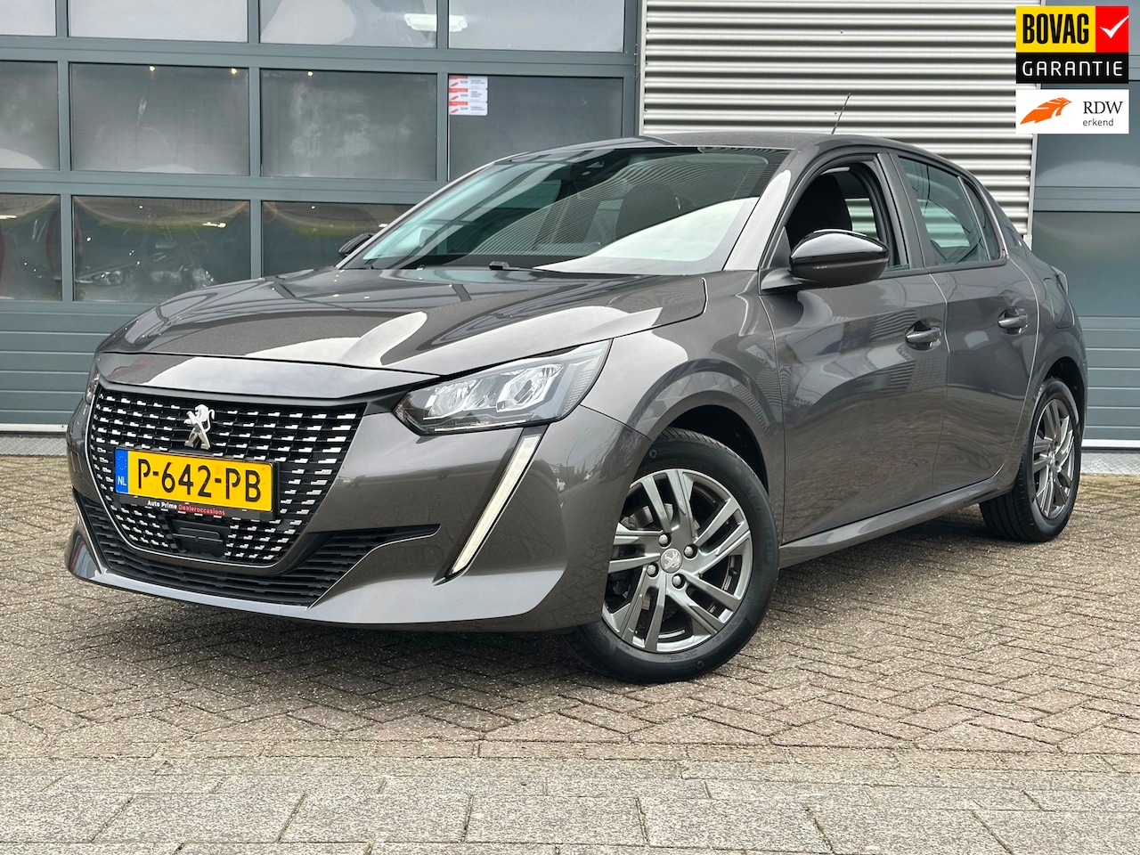Peugeot 208 - 1.2 PureTech Active Pack | CRUISECR | CarPlay | PDC - AutoWereld.nl