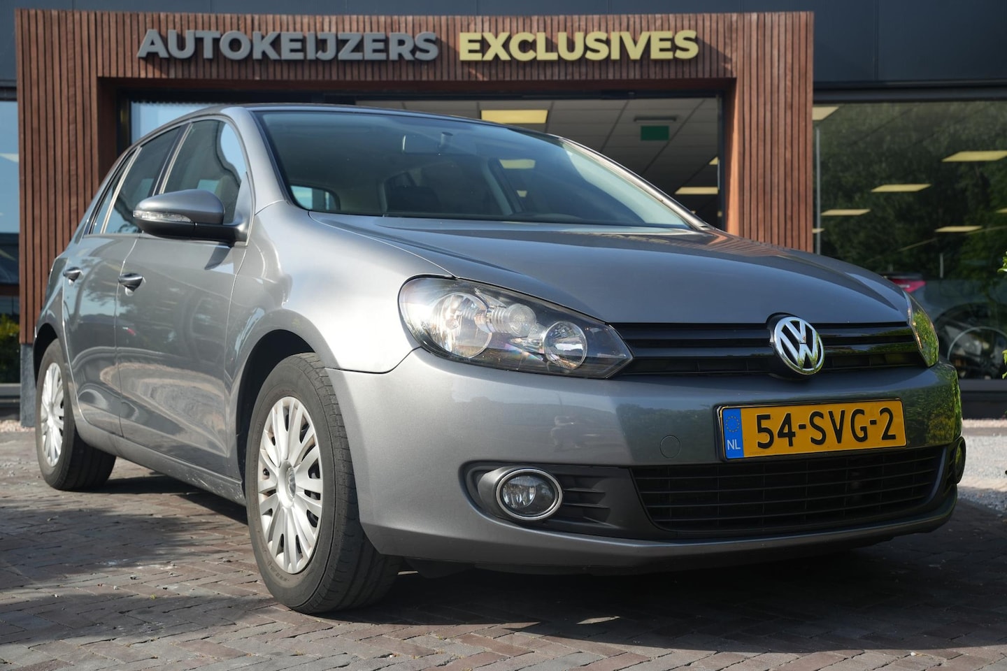 Volkswagen Golf - 1.2 TSI Trendline BlueMotion Uniek lage km-stand: 106.636 km! | NL-Auto - AutoWereld.nl
