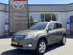 Toyota RAV4 - 2.0 VVT-i EXECUTIVE BUSINESS NL-AUTO AUTOMAAT KEYLESS NAVI STOELVERW EL-STOEL TREKHAAK 150