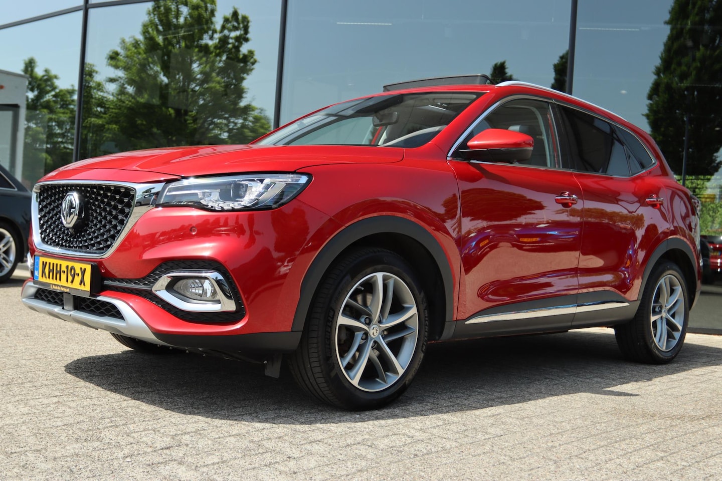 MG EHS - 1.5 TGDI LUXURY AUT. SOH 96,3% | PANO | CARPLAY | 360 CAMERA | ACC | STOELVERW. | VIRT. CO - AutoWereld.nl