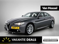 Alfa Romeo Giulia - 2.0T Super | Trekhaak | Memory stoelen | PDC |