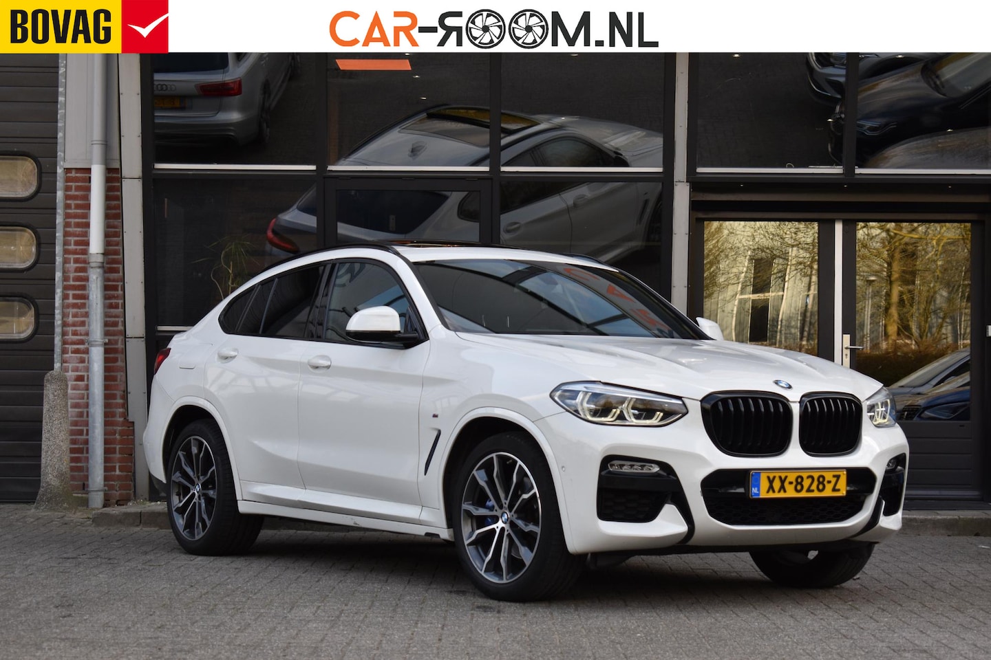 BMW X4 - xDrive20i High Executive Edition M-Sport Pano Camera HK - AutoWereld.nl