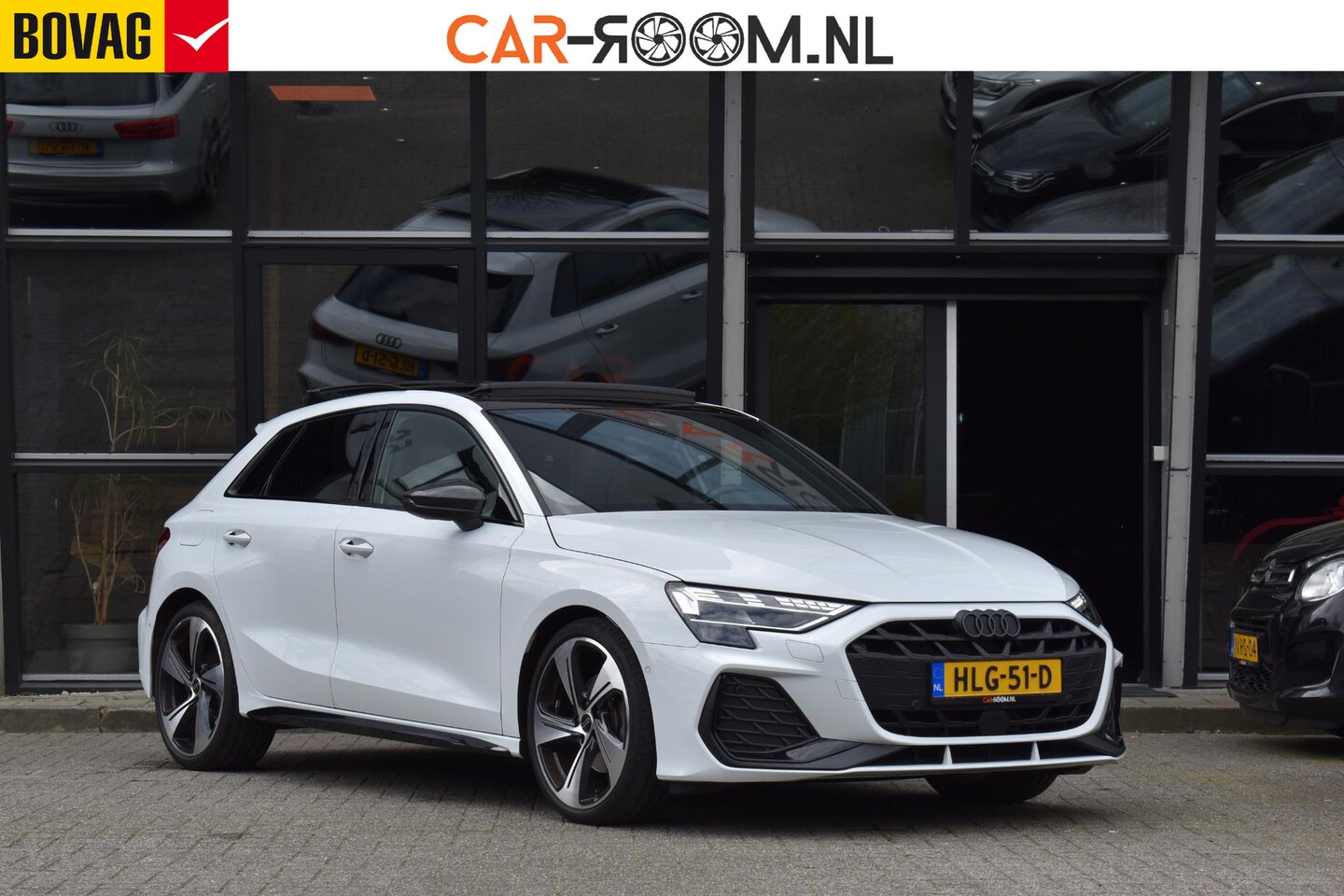 Audi A3 Sportback - 35 TFSI 3x S-line Pano HUD Sonos Lane Camera Leder - AutoWereld.nl