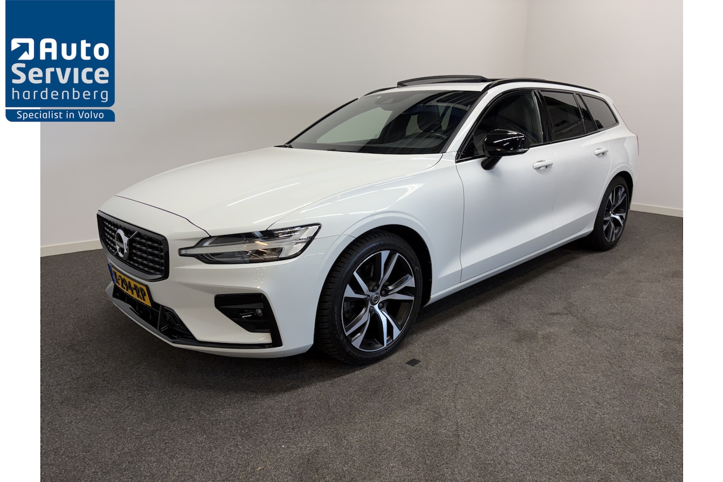 Volvo V60 - 2.0 B3 163pk AUT8 R-Design Sunroof/ Adapt. Cruise/ - AutoWereld.nl