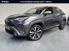 Toyota Yaris Cross - 1.5 Hybrid Launch Edition Stuur/Stoel en voorruitverwarming, Parkeersensoren, trekhaak zee
